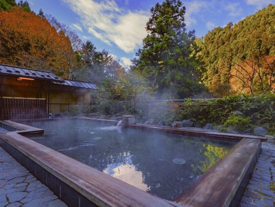 鞍馬の秘湯くらま温泉　四季折々の自然と楽しむ極上の露天風呂体験＜京都＞