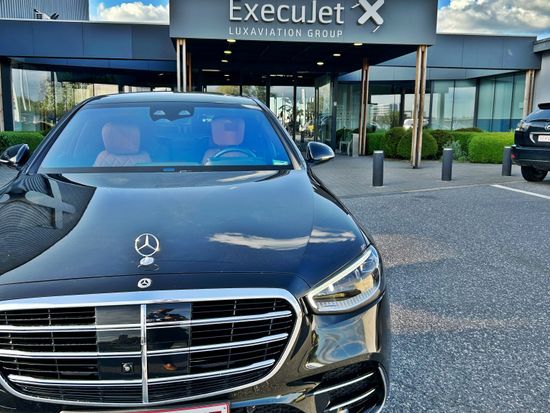 D53549B1-A7F7-461C-8290-57EC8A9AECCB