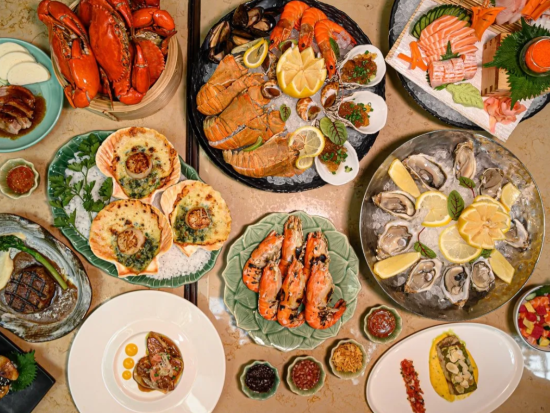 ザ・ダイニングルーム「The Dining Room at Grand Hyatt Erawan」事前予約　五感で味わう贅沢ビュッフェ