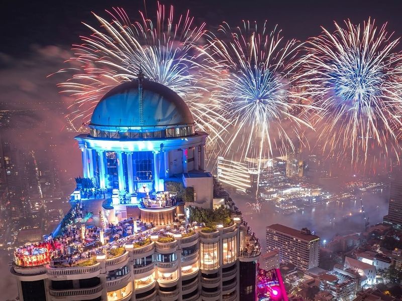 lebua-Suite-River-View-Detail-02