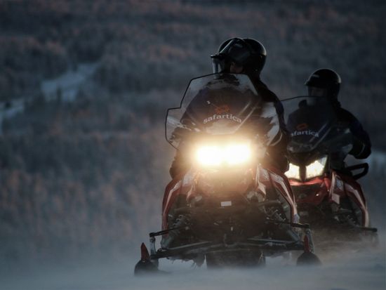 SNOWMOBILE_YLLÄS_RAW (15)