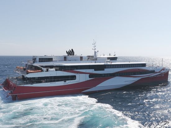 ファンスターグレース号02