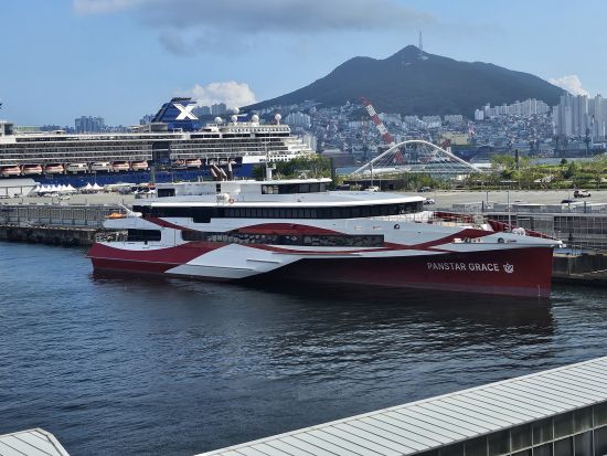 パンスターグレース（Panstar Grace）号釜山湾クルーズ　花火やサンセットなど選べる3つのプランで楽しむ2時間の船旅＜現地集合解散＞