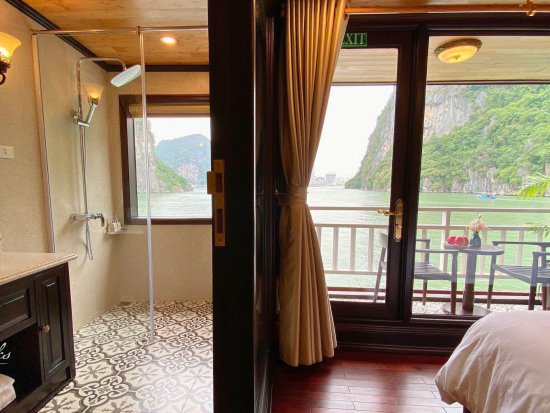 世界遺産ハロン湾1泊2日クルーズ「ビクトリースター号」豪華なキャビンに宿泊＆料理教室など豊富なアクティビティ＜英語ガイド／ハノイ往復送迎または現地集合＞