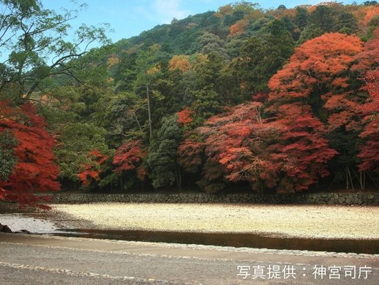 6JNLW_4acfaa86-0008-4947-aa12-d4