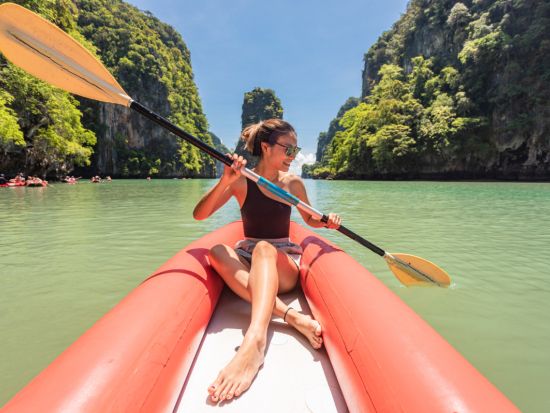 ＜朝ゆっくり出発＞【映える欲張りコース】 ヤオ島ドラゴンスピンビーチ＋パンガー湾カヌー＋ジェームスボンド島＋ビーチクラブ（ウォーターパーク付）＜ホテル送迎無料＞