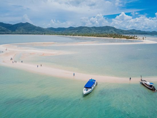 ＜朝ゆっくり出発＞【映える欲張りコース】 ヤオ島ドラゴンスピンビーチ＋パンガー湾カヌー＋ジェームスボンド島＋ビーチクラブ（ウォーターパーク付）＜ホテル送迎無料＞