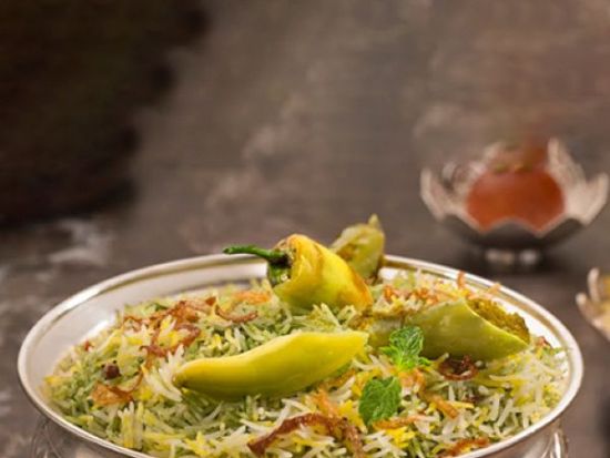 【ディナー】ビリヤニが絶品★"Dum Pukht" レストラン事前予約＜往復送迎付き＞