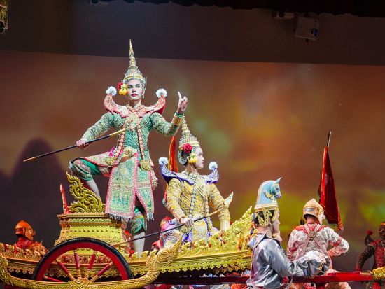 【専用車プラン】バンコク1日観光ハイライト / 人気スポット5か所を巡る、専用車＆現地ガイド付きツア（王宮・エメラルド寺院・ワットポー・仮面舞踏ショー・ジムトン