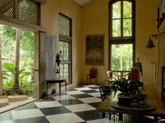 ジェフリー・バワ建築 日帰り観光ツアー　ルヌガンガ、THE VILLAなど南西部の名建築を見学＜貸切／日本語ガイド＞