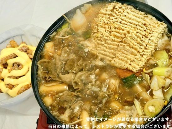 ソウル学生街巡り！延世大学校＆弘大散策ツアー　韓国ドラマのロケ地としても有名な大学で即席トッポッキのランチ込＜午前／日本語ガイド＞