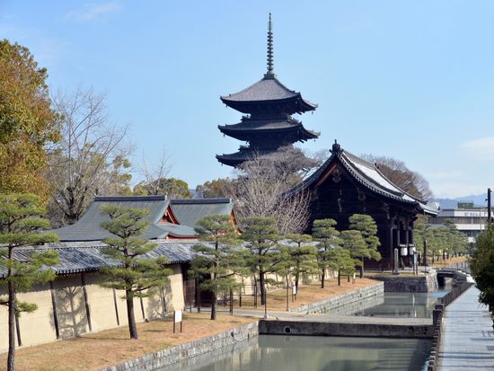 Japan_Kyoto_Toji Temple_pixta_pixta_37309871