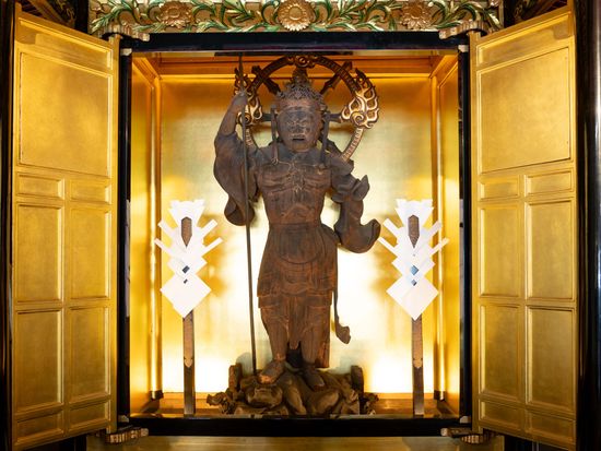 華光寺　毘沙門天像１