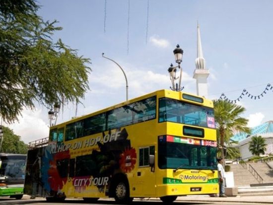 クアラルンプール市内観光バス ホップオン ホップオフバス ナイトツアーまたは乗り降り自由パス　＊即予約確定