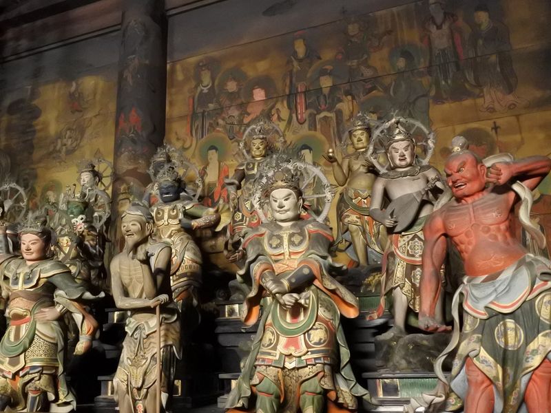 仁和寺 観音堂 内部2