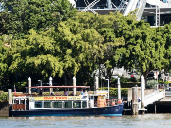 ブリスベン アフタヌーンリバークルーズ　カンガルーポイントや市内中心部などの名所を船上から満喫！＜サウスバンク発＞