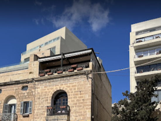 マルタの地中海料理レストラン「ペッピーノズ(Peppino's)」3コースランチ or ディナー 事前予約