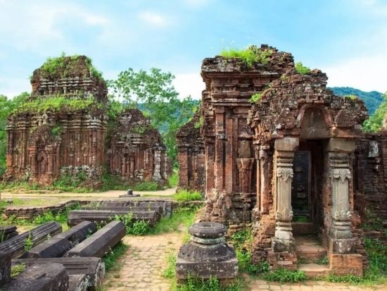 世界遺産ミーソン遺跡貸切ツアー　入場チケット＆英語または日本語ガイド付きプランあり！＜午前・午後／ダナン・ホイアン発／空港お迎え可＞