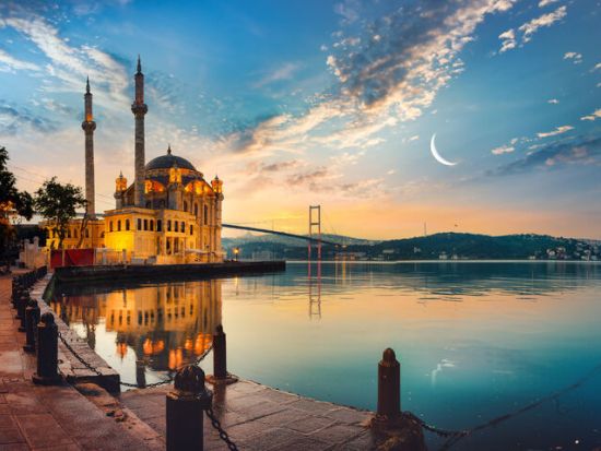 トルコ 8泊9日ツアー　イスタンブール＆カッパドキア＆ハットゥシャ＆チョルム＆アマスヤ ＜食事付き／日本語ガイド＞