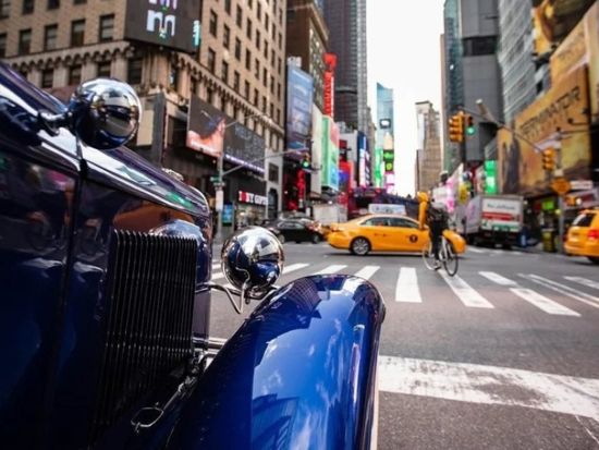 ニューヨーク ドライブ観光ツアー　ヴィンテージカーで巡るミッドタウン＆ダウンタウン＜1～2時間／英語ガイド＞