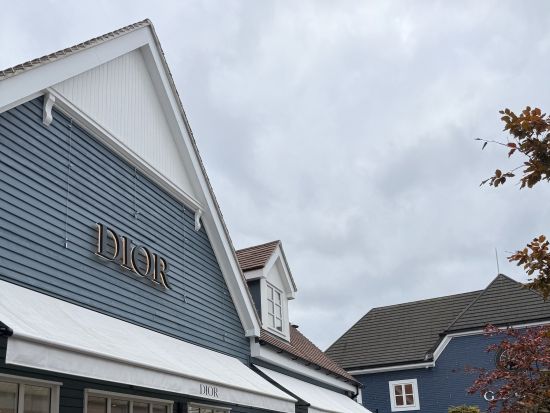 [ロンドン発着/専用車]選べる観光スポット！世界遺産ブレナム宮殿／シェイクスピアの街／アウトレット／アフタヌーンティー＜日本語／11時間＞byとらベアトラベル