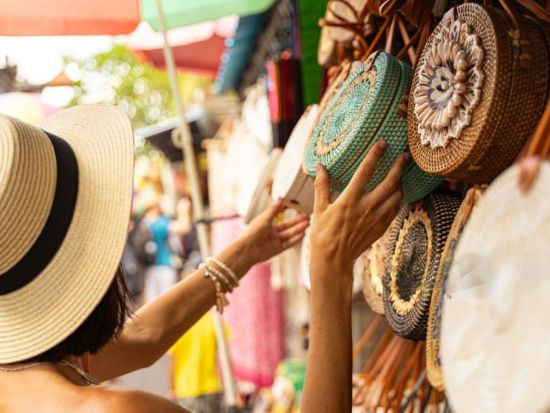 【プライベート カーチャーター】心ゆくまで満喫！ワンランク上の旅/見たい景色、訪れたい場所へオーダーメイドツアー«貸切/日本語ガイド/ホテル送迎/アレンジ自由»