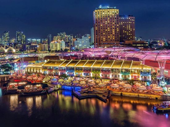 シンガポール夜景満喫ツアー　ガーデンズ・バイ・ザ・ベイでガーデン・ラプソディー観賞＋オープントップバス＋リバーボート体験を満喫！＜日本語ガイド＞
