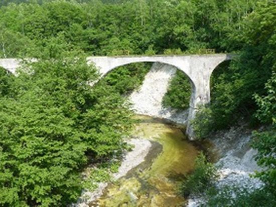 1泊2日バスツアー タウシュベツ川橋梁＋旧士幌線橋梁群＋然別湖 北海道秘境スポットをめぐる絶景満喫旅＜糠平舘観光ホテル宿泊／2日／札幌発着＞byクラブツーリズム