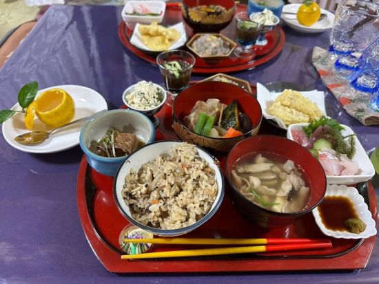 東村での郷土料理作り体験 やんばるのおじい・おばあと過ごす＜夕食付／2～6名／約4時間／東村＞