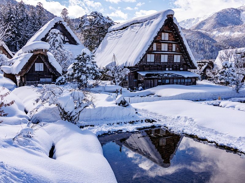 冬の白川郷① (1)