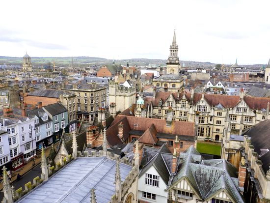 UK_Oxford_pixta_103645151_M