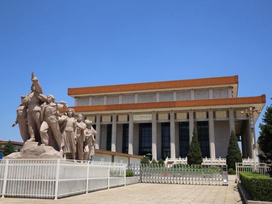 毛主席紀念堂チケット代行予約*7日前までの予約受付可能＜半日／入場券付／日本語ガイド同行＞