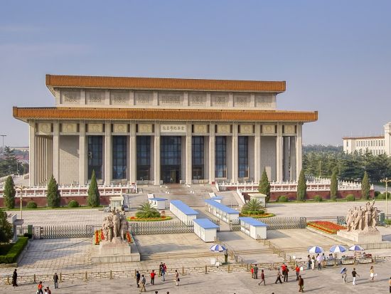 毛主席紀念堂チケット代行予約*7日前までの予約受付可能＜半日／入場券付／日本語ガイド同行＞