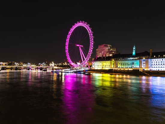 AdobeStock_1298725229