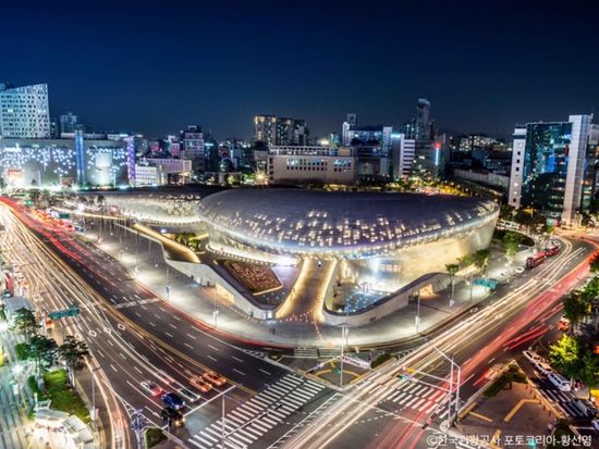 200014497_base_17635384716328