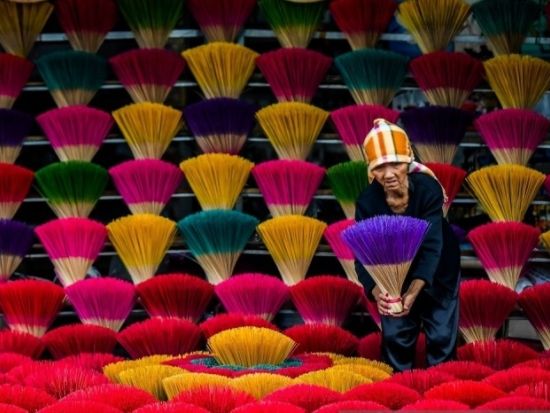 世界遺産フエ＋ダナン観光ツアー　王宮巡り＋線香村＋五行山＋ダナン大聖堂＜日本語ガイド／昼食＆夕食込／混載または貸切／空港お送り可／ダナン発＞