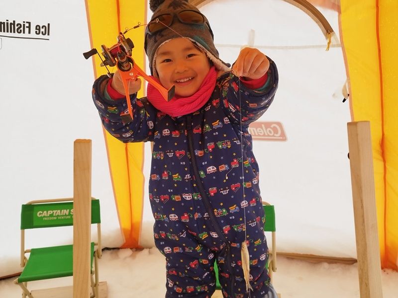 札幌ワカサギ釣りツアー Sapporo Ice Fishing tour 1