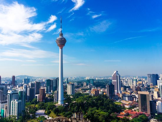 Malaysia_Kuala Lumpur_Skyline_Tower_shutterstock_1095675803