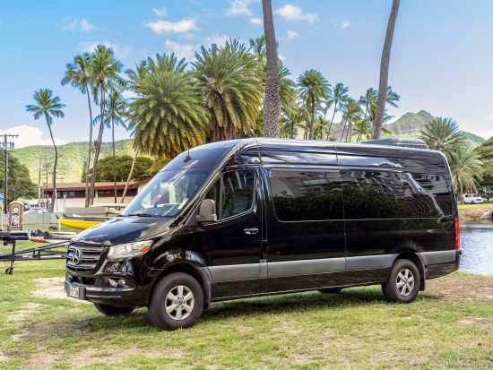 【貸切｜片道】空港送迎で快適＆スムーズ！ホノルル空港→ワイキキ・カハラへ直行移動【チップ＆税金込みで追加料金なし】1名から24名まで