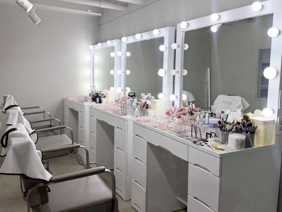 明洞 The Bom「ザ・ボム」韓国メイクアップ＆プロフィール撮影！パーソナルカラー診断やメンズメニューもあり♪＜日本語対応プランあり／明洞駅徒歩1分＞