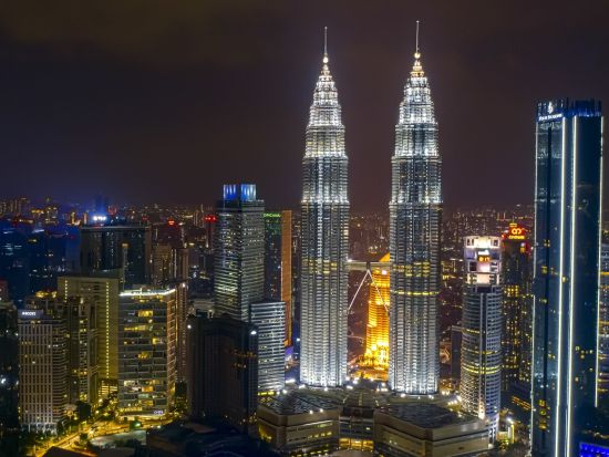 ペトロナスツインタワー 展望台チケット事前予約　19:00入場　＊即予約確定