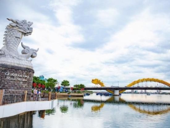 【午後発】ダナンの見どころ凝縮！半日市内観光ツアー//日本語ガイド//ダナン市内のラウンジ利用可能