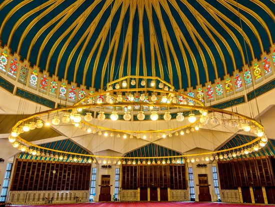 Jordan_King Abdullah I Mosque_AdobeStock_395873717