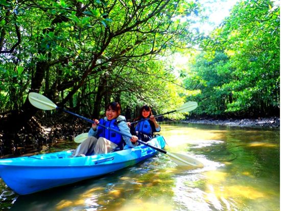 クーラの川ジャングルトレッキング 4歳から楽しめる西表島ジャングルデビュー！少人数制カヌー＆滝遊び体験ツアー＜午前／昼食付／西表島発＞