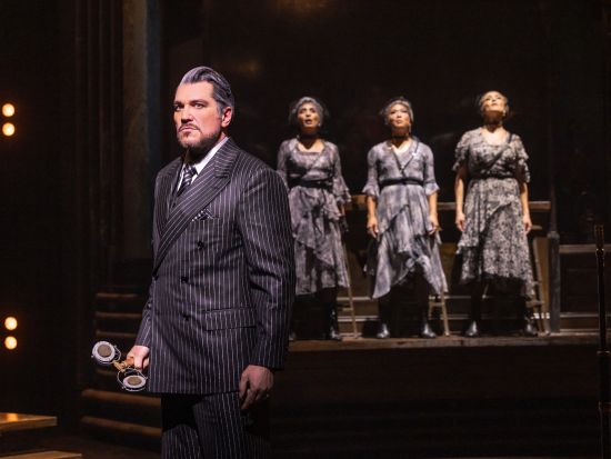 『ハデスタウン』 ブロードウェイ・ミュージカル チケット予約 ＜～2026年6月までの公演＞