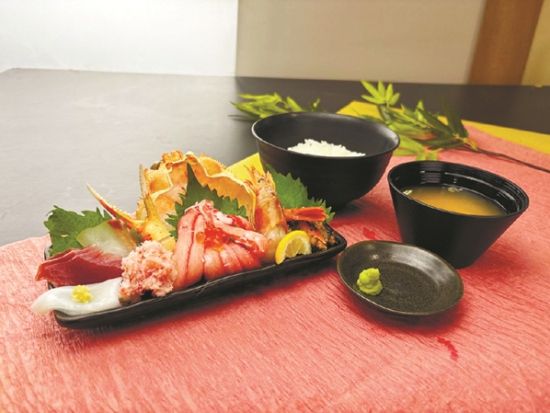 金沢発着日帰りバスツアー 若狭いちご狩り＆蟹ランチ 三方五湖レインボーライン展望と海鮮市場巡り＜2月～4月＞