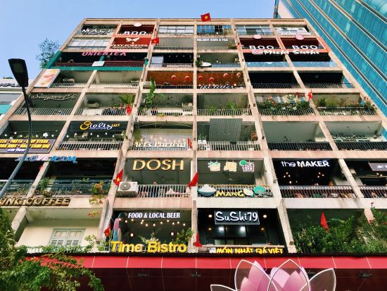 ホーチミン市内　話題のカフェアパートメント巡りツアー＜コーヒー付き／日本語・英語ガイド＞