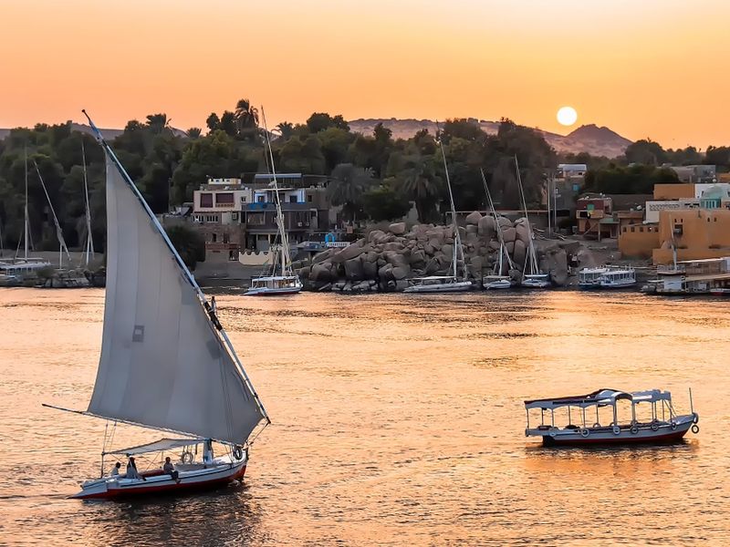 Egypt_aswan_felucca_shutterstock_1210486354