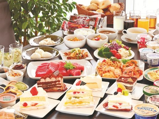 金沢発着日帰りバスツアー シャトレーゼホテル長野ランチブッフェ＋信州いちご狩り　約50種の絶品グルメと果物狩り食べ放題が満喫＜3月～4月＞