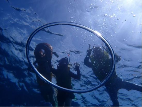 【冬季限定】水納島 半日ボートシュノーケリング＆プチ上陸ツアー♪少人数制&写真無料付き♪＜約1時間30分／本部町＞by マリンショップ・マーメイド